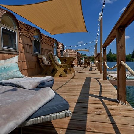 Lieblingsplatz Parey - Schwimmendes Iglu Exterior foto