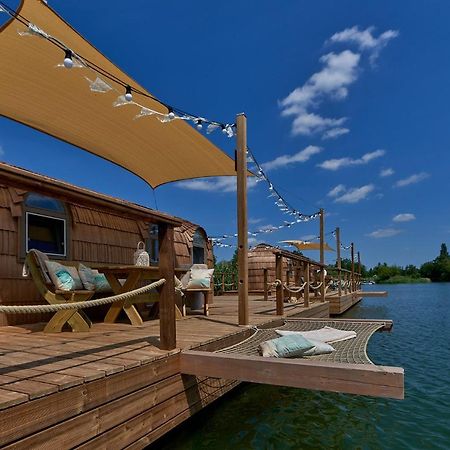 Lieblingsplatz Parey - Schwimmendes Iglu Exterior foto