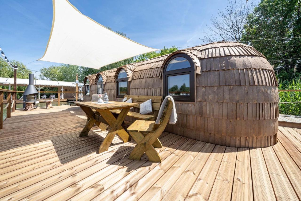 Lieblingsplatz Parey - Schwimmendes Iglu Exterior foto